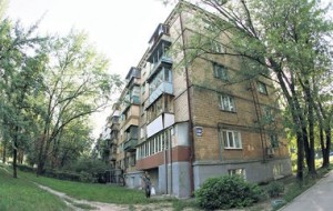 Киевские квартиры на вторичном рынке продолжают дешеветь