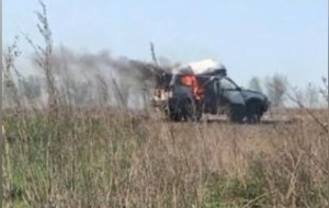 Ракетная атака в зоне АТО. Боевики уничтожили автомобиль с гуманитарной помощью