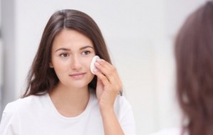 Увлажнение для жирной кожи: советы косметологов Aesthetic Cosmetology