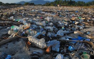 Китай оголошує війну пластику. Поставлена ​​дуже амбітна мета