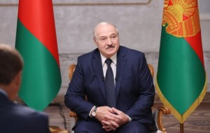Лукашенко владу не віддасть!