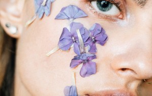 По отзывам клиентов Aesthetic Cosmetology эти «зимние» привычки полезны для кожи и не только!
